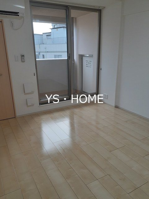 セシリア リビング