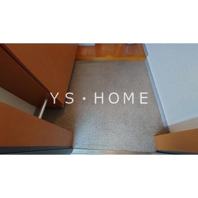 エコタワーバオバブ 玄関