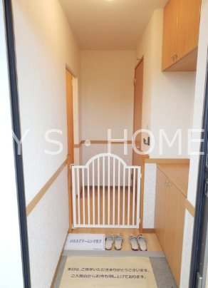 コンフォート小平壱番館 玄関