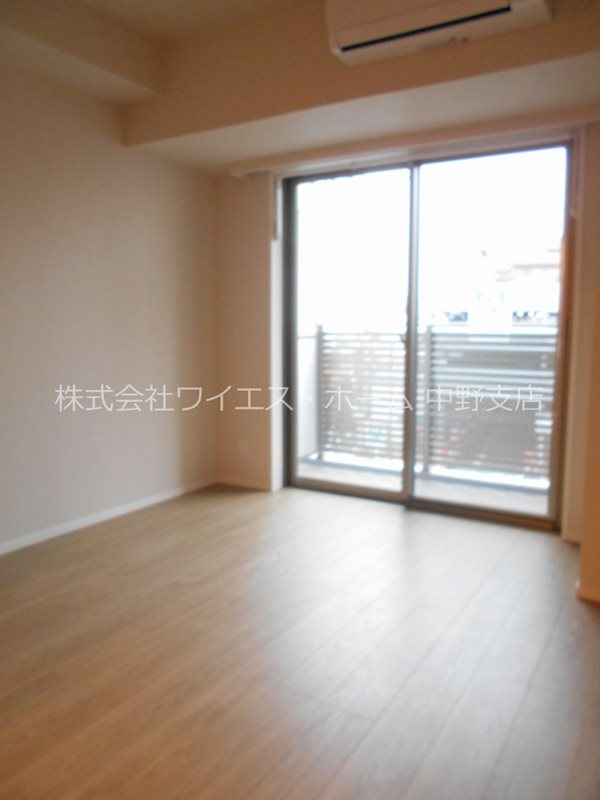 エムレジデンス中野坂上  リビング