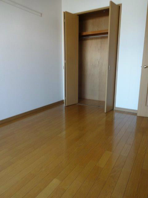 コート高橋　　  ベッドルーム