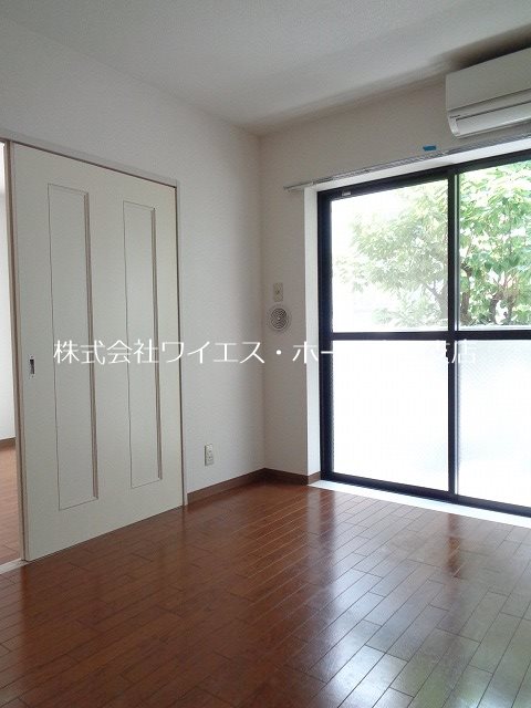 コスモフラワー  ベッドルーム