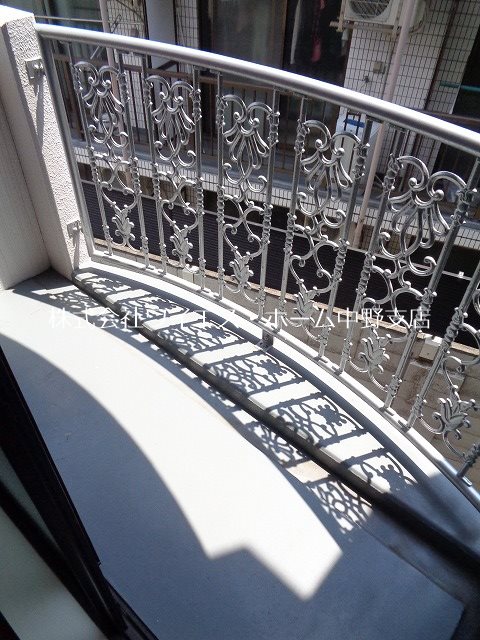 コスモフラワー  ベランダ