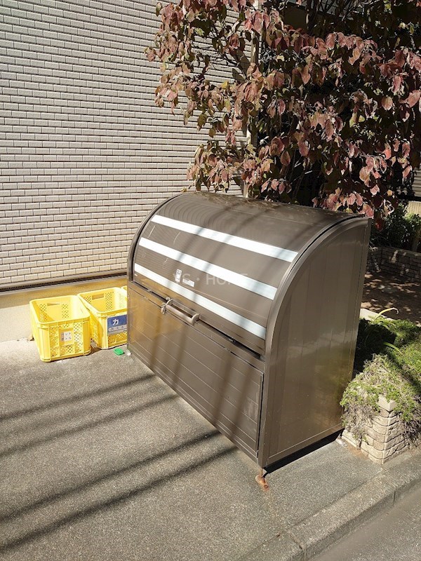 コルヌイエ その他8