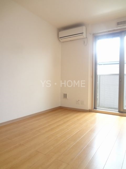 コルヌイエ リビング