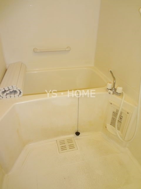 コルヌイエ 風呂画像