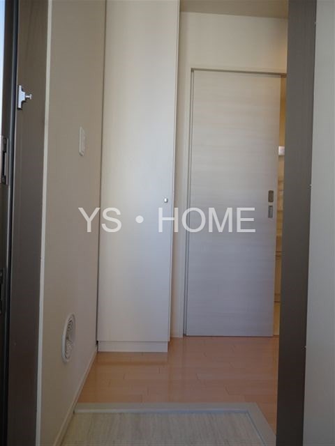 メゾン・ド・ステラ 玄関