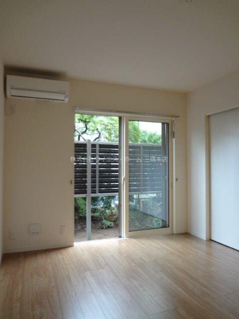 トレーヴォ リビング