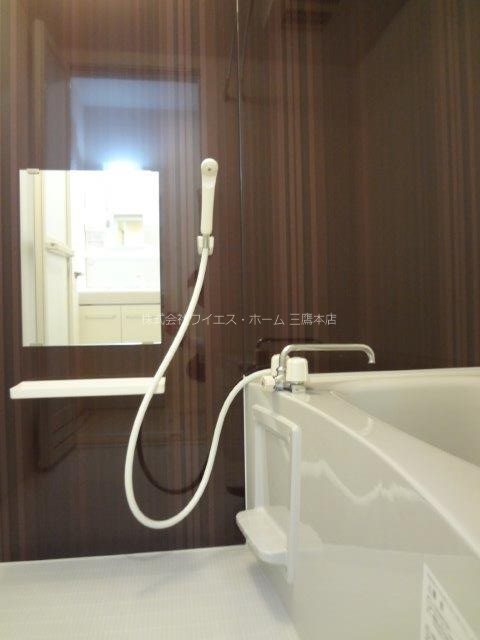 トレーヴォ 風呂画像