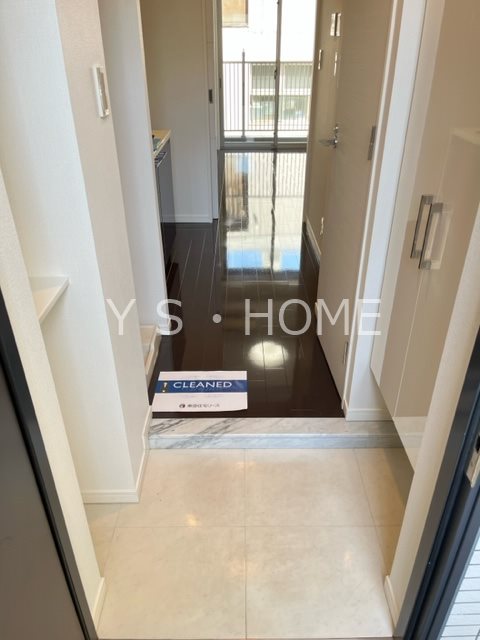 BPRレジデンス国立 玄関