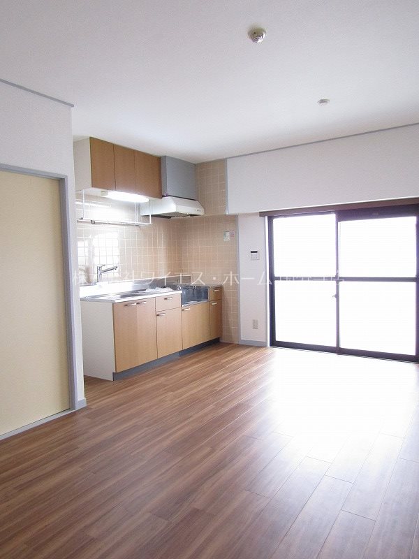 第21クリスタルマンション リビング