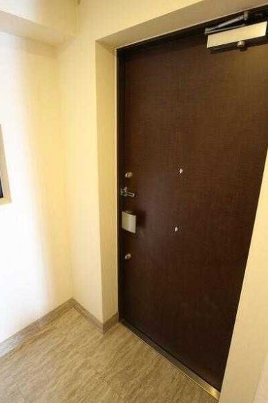 プレミスト井荻 玄関