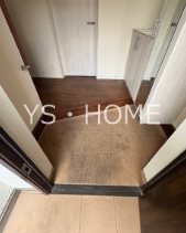 前原町3丁目貸家 玄関