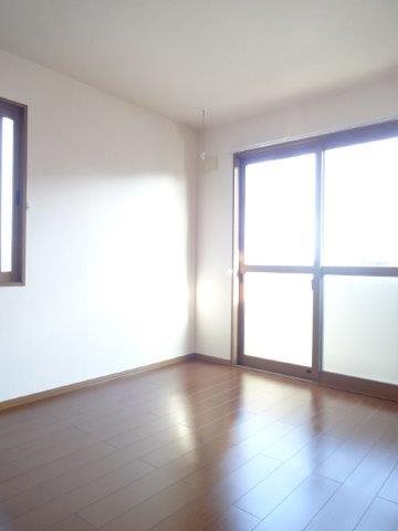  モンテローザ ベッドルーム