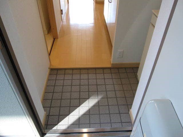 シャルマン・ベルNakano 玄関