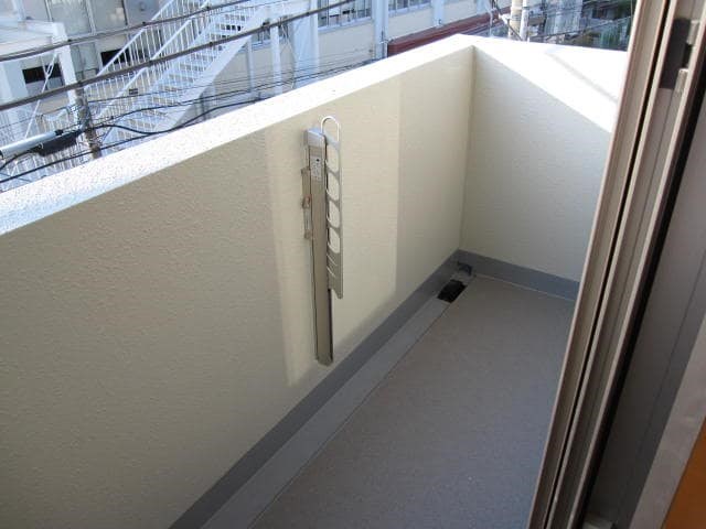 シャルマン・ベルNakano ベランダ