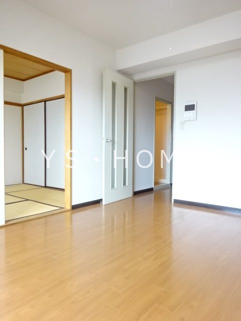 ツイン・アベニュー リビング