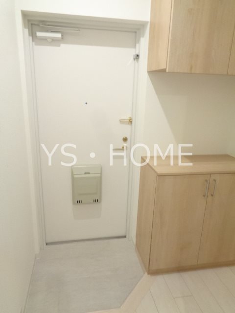 プライムアーバン武蔵小金井 玄関