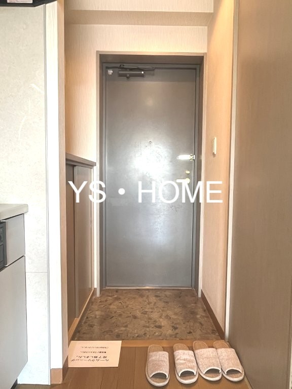 グラウスヒル　　 玄関