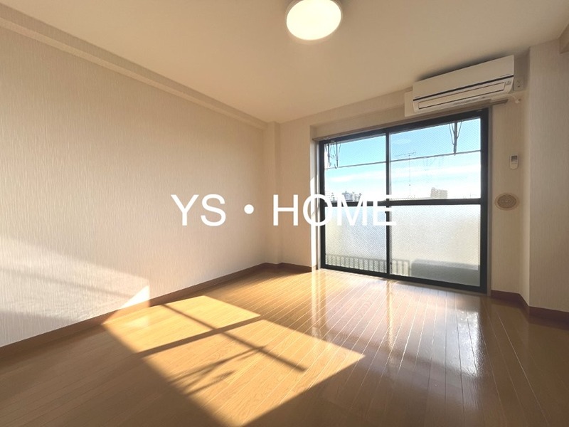 グラウスヒル　　 リビング