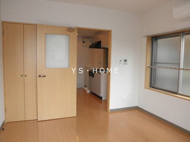 ゼルコバハイツ リビング