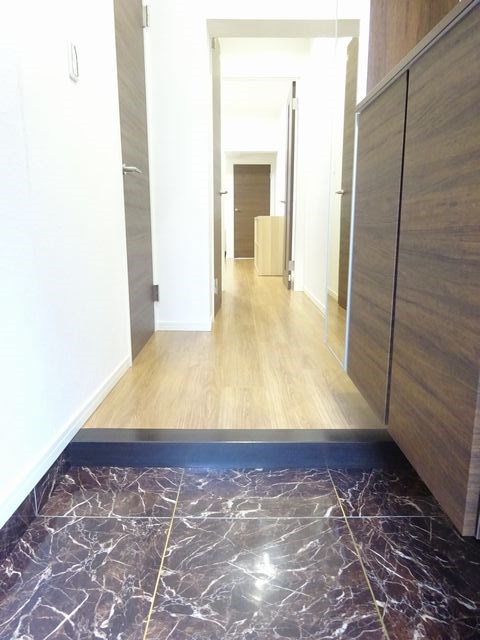 パークサイド国分寺 玄関