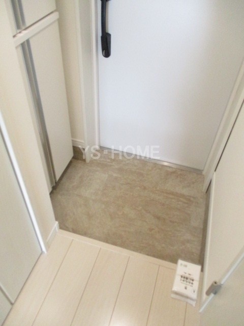トーハンパールハイツ中野 玄関