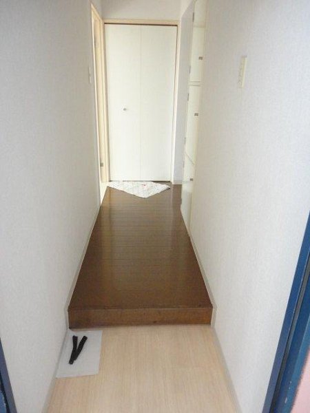 コア・イースト 玄関