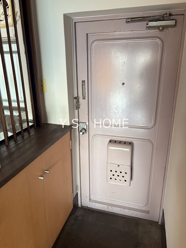 高杉マンション 玄関