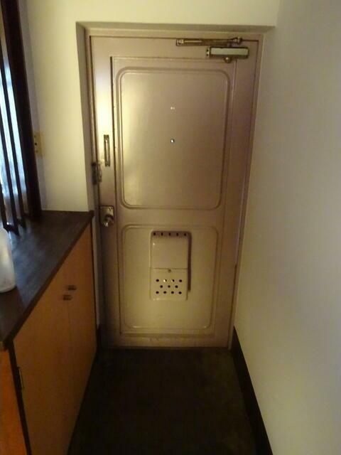 高杉マンション 玄関