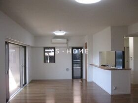 日神パレステージ井の頭公園西館  リビング