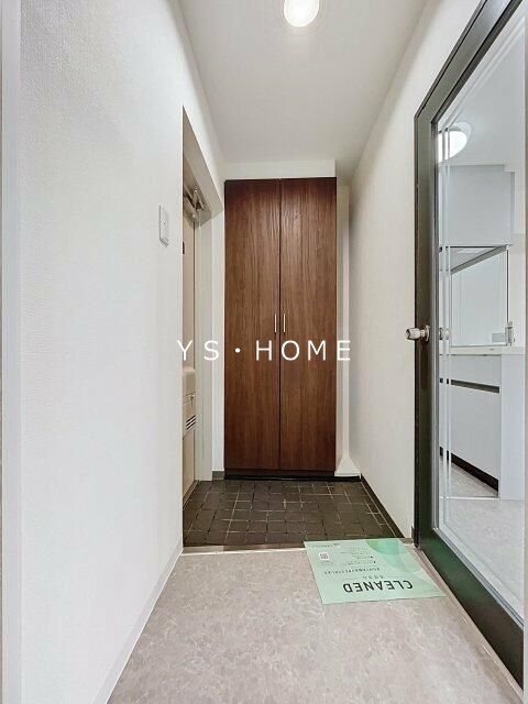 リヴレ・清水の森 玄関