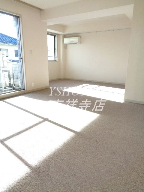 Uガーデン杉並 リビング