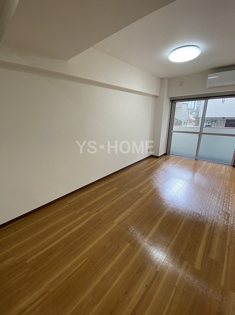 コーポ日月居 リビング