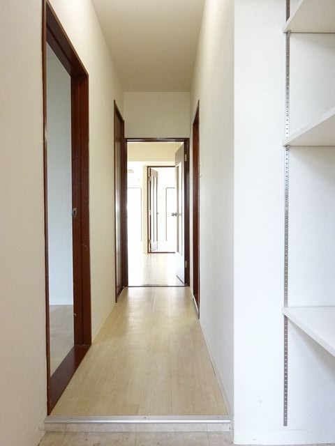 コーポ日月居 玄関