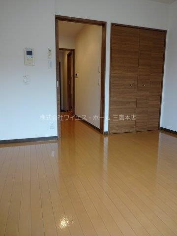 リスペクト　スリー リビング