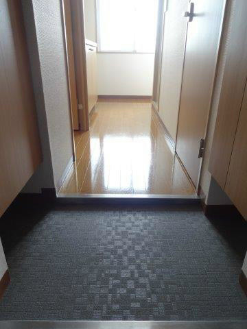 ビイルーム小金井 玄関