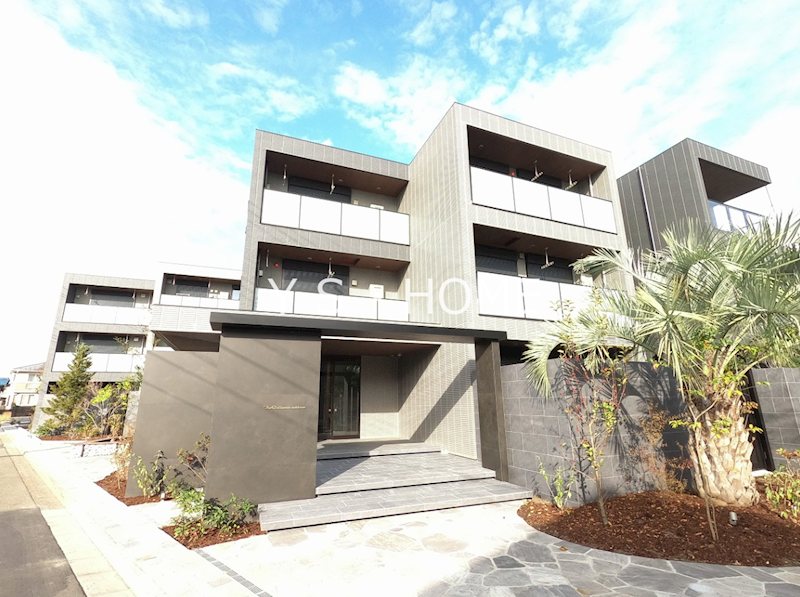 ザ・カリフォルニアレジデンス 外観