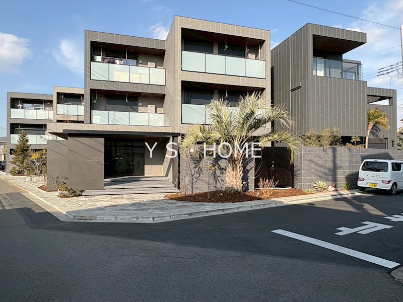 ザ・カリフォルニアレジデンス 外観