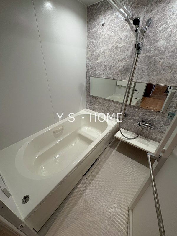 ザ・カリフォルニアレジデンス 風呂画像