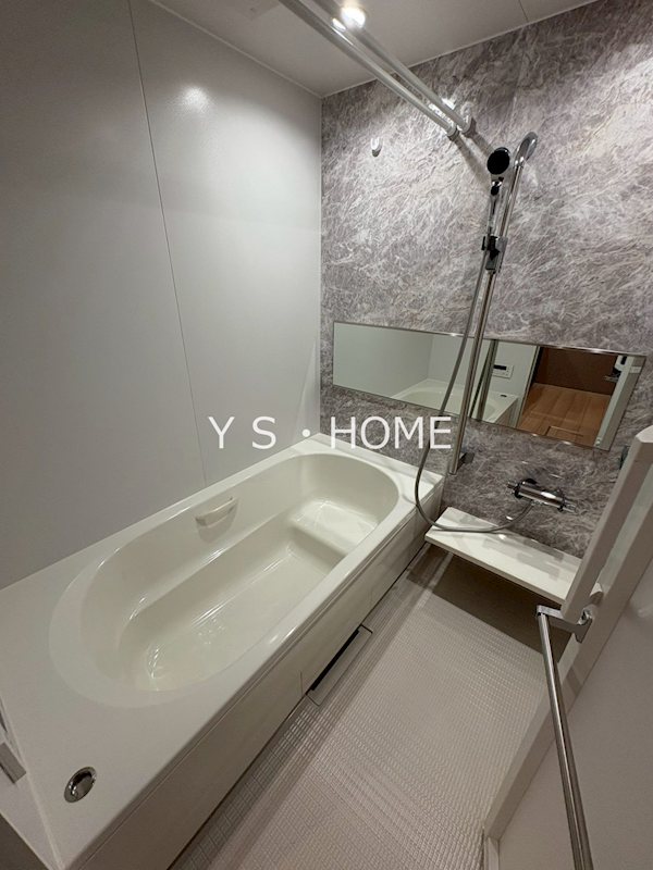 ザ・カリフォルニアレジデンス 風呂画像