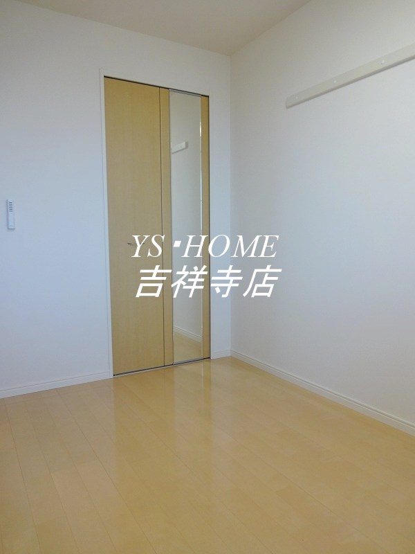 ウイングコート ベッドルーム