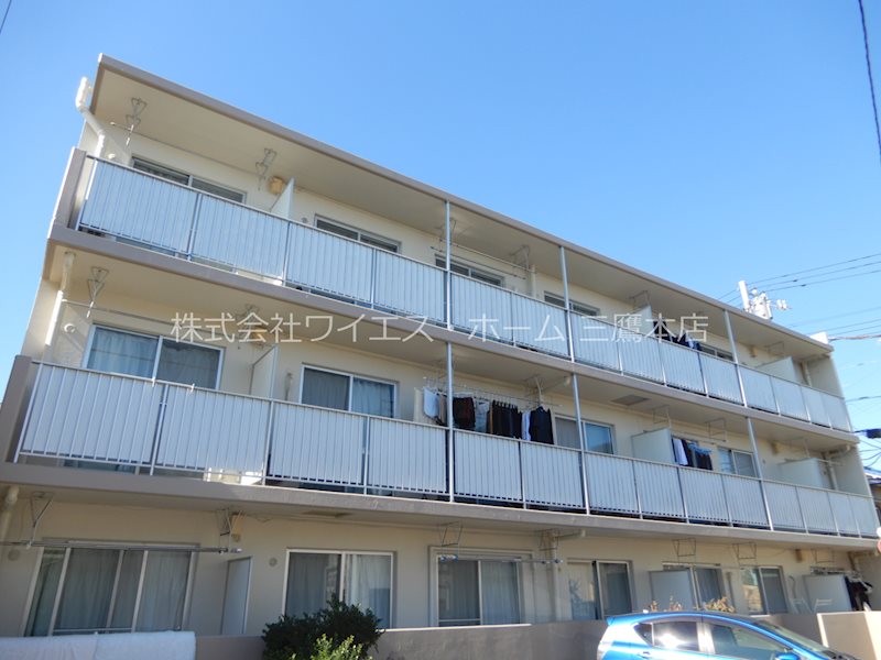 コア・イースト 外観