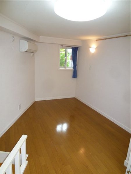 ドマーニ新中野 ベッドルーム