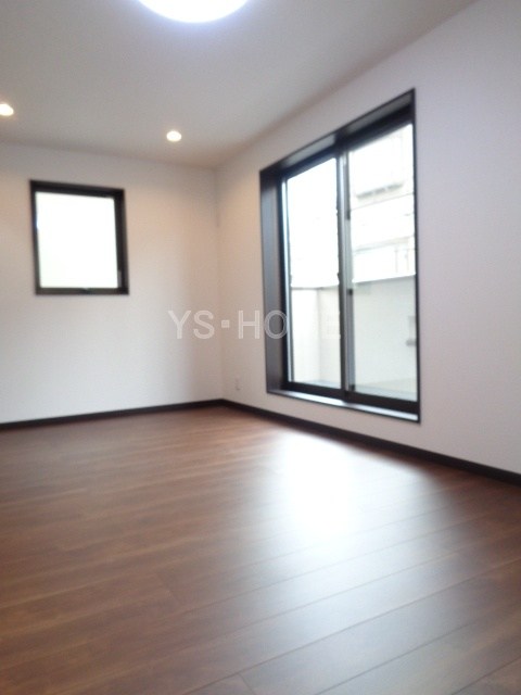 ニュー・ベルデ リビング