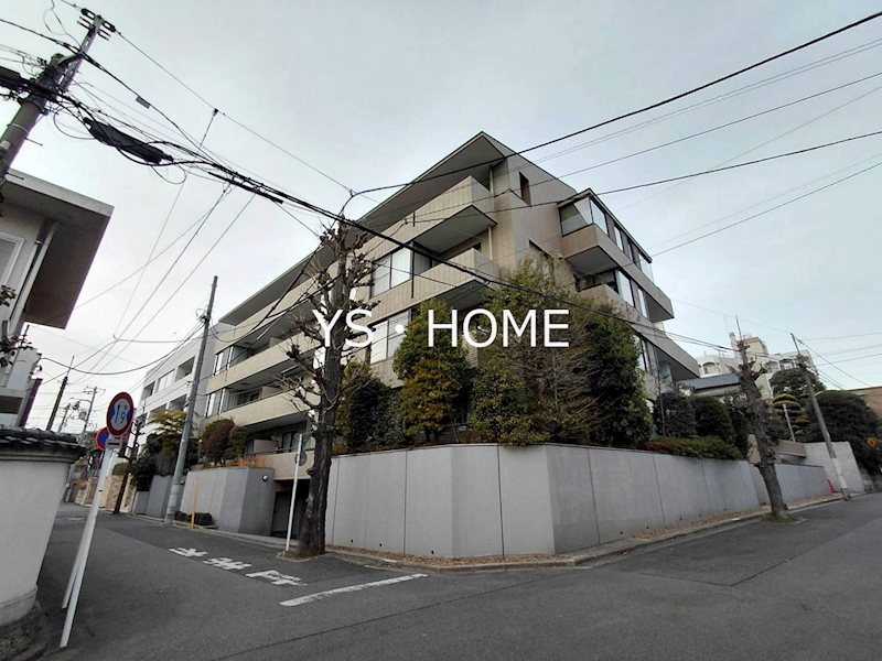 クリスタルコート   外観