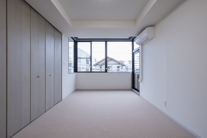 クリスタルコート ベッドルーム