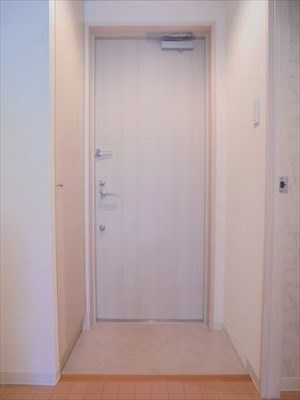 ヤサビアン 玄関