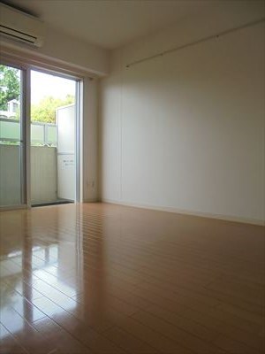 ヤサビアン ベッドルーム