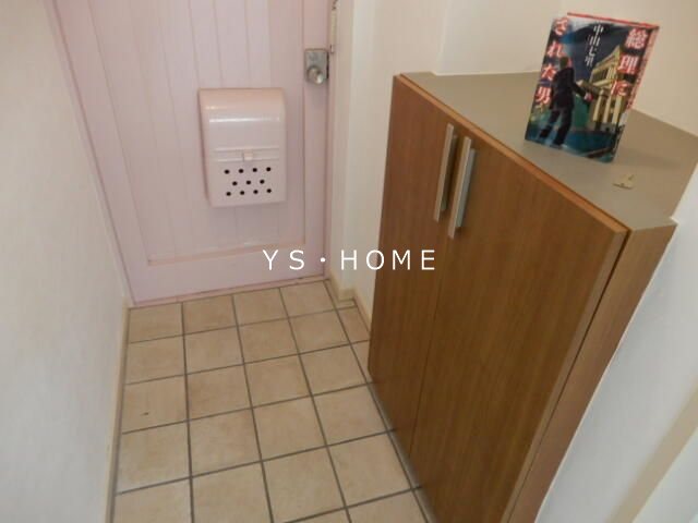 ラ・プラージュⅢ 玄関